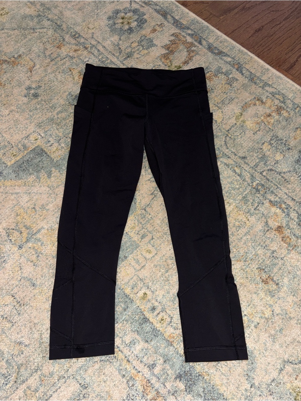 Lululemon cropped leggings